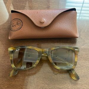 Rayban Wayfarer Sunglasses